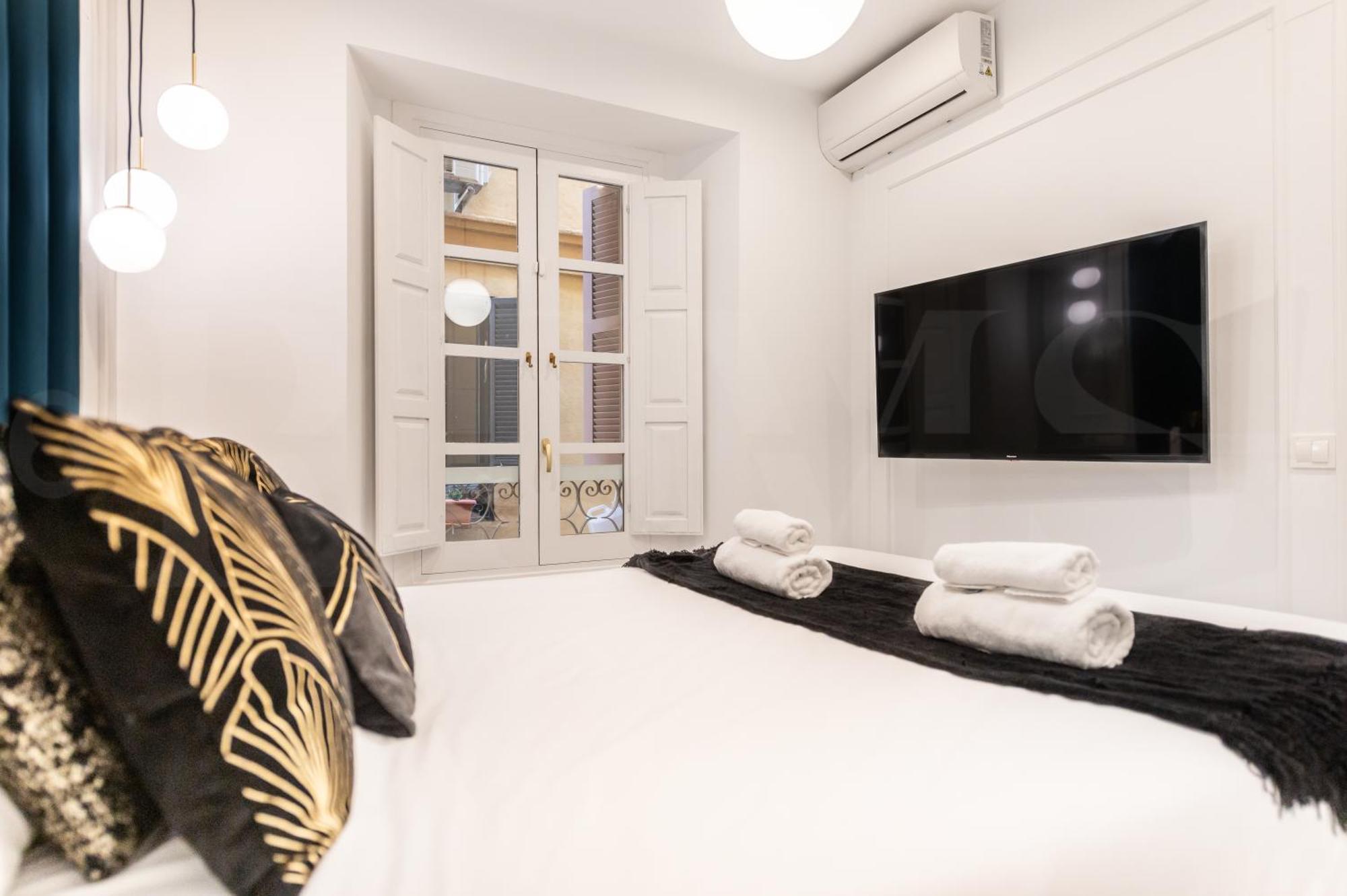 Glamorous Flat In The Heart Of Malaga By Rems Exterior photo